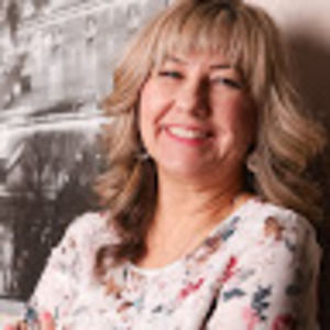 Meet your Posher, Connie